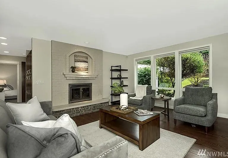 2414 232nd Ave SE — Photo 3