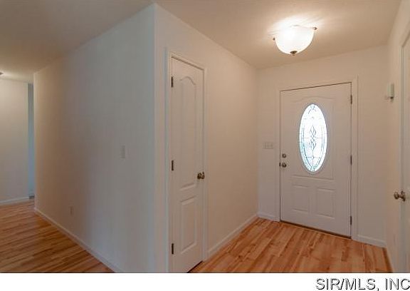 2nd image of 40 Woodland Ct