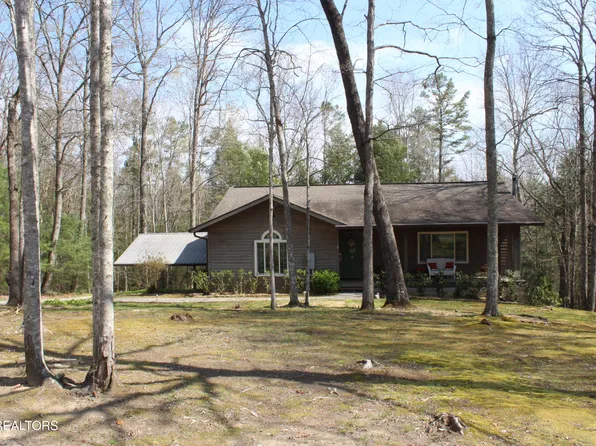 205 Maggie Valley Dr, Jamestown, TN 38556