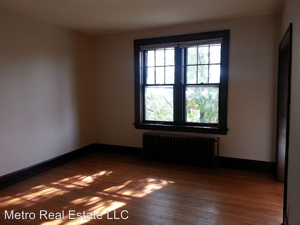 2nd image of 604 W Washington Blvd APT 8