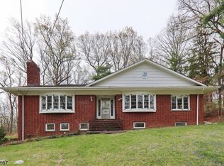 1495 Fox Trl, Mountainside, NJ 07092
