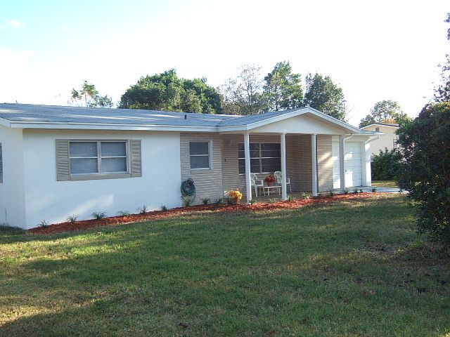 1st image of 103 S Desoto St