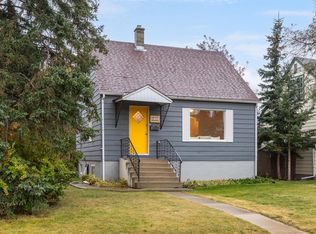 437 N 30th Ave NW, Calgary, AB T2M2N5