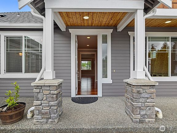 3rd image of 937 Secord Court