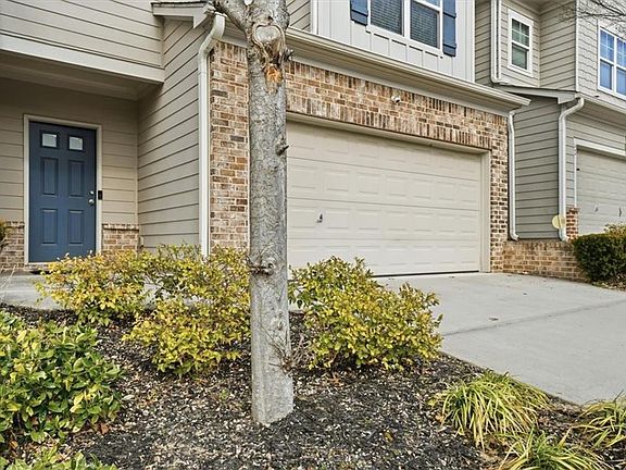 2nd image of 5441 Cascade Rdg SW