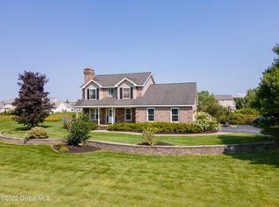 15 Eagle Ln, Mechanicville, NY 12118