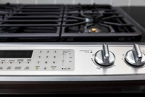 Rented by FirstService Realty (legacy) | media 22