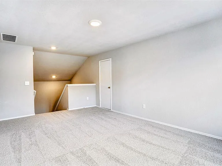 5905 Brocade Dr — Photo 8