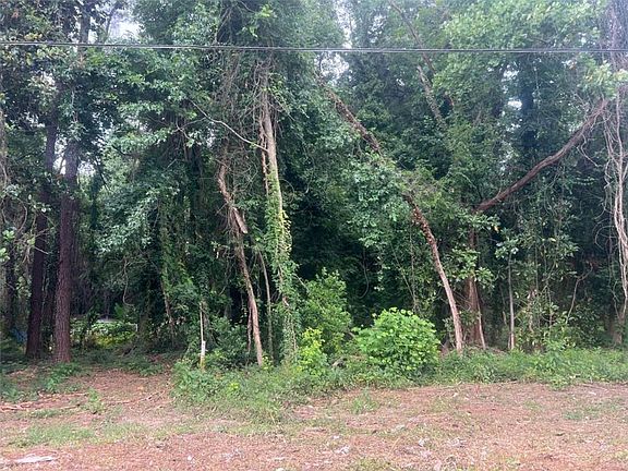3rd image of 5547 Jonesboro Rd #8