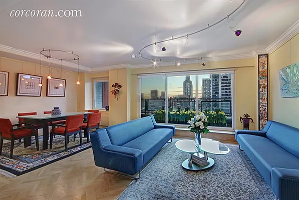Sold by Corcoran | media 14