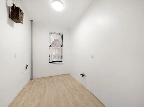 834 Riverside Drive image 12 of 12