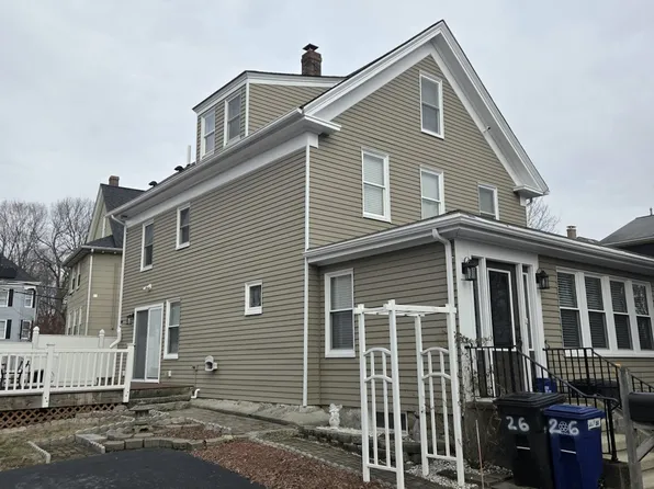 26 Pearl St, Milford, MA 01757