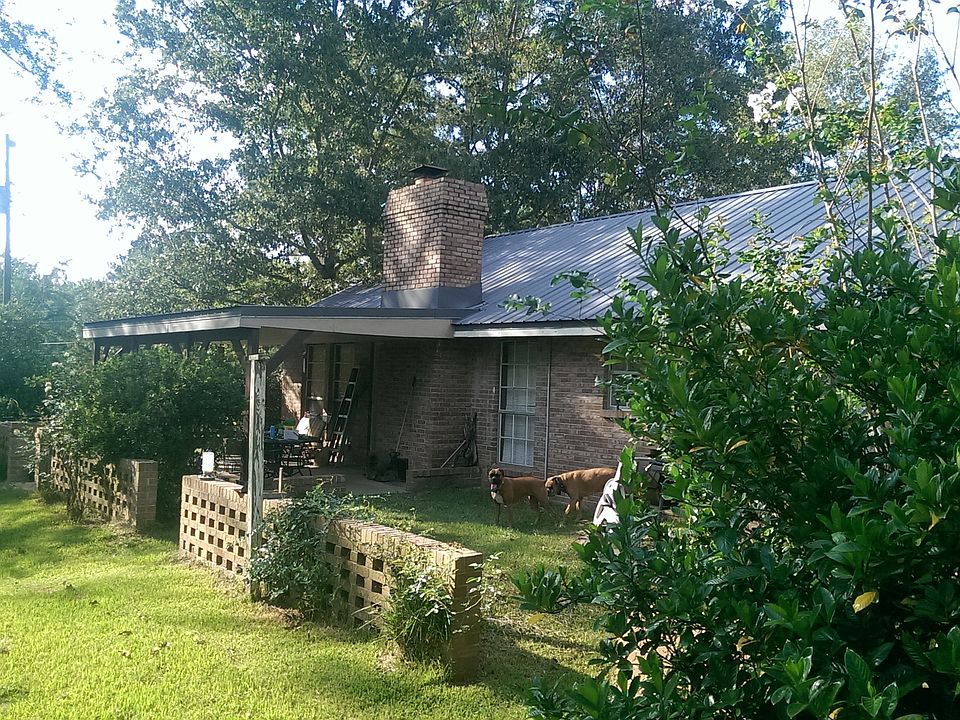 2nd image of 558 Oak Ridge Rd