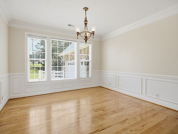 5th image of 123 Bridgepoint Rd