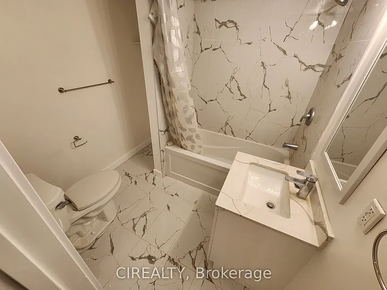 188 Cherrywood Dr #LOWER — Photo 7