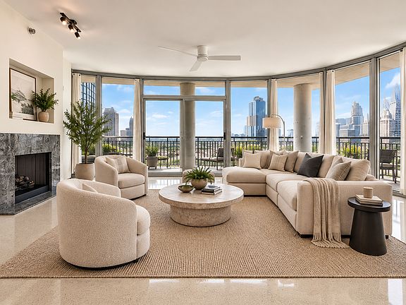 4th image of 701 S Wells St APT 3306