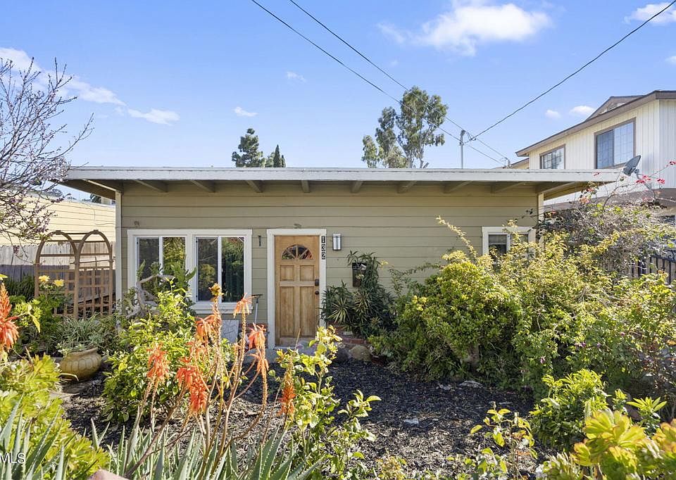 1st image of 132 Bell Way