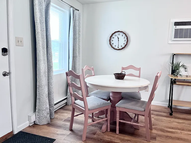 810 S Baltimore St — Photo 12
