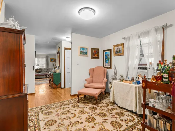 76 Jefferson Street image 12 of 36