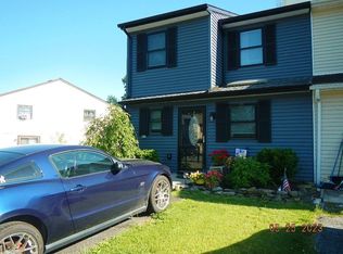 409 Rakov Rd, Maybrook, NY 12543