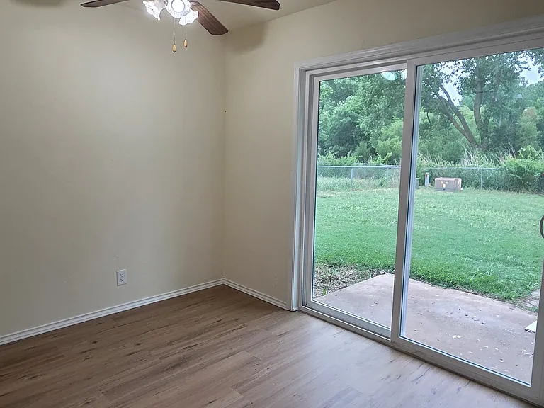 4314 Willowpoint Dr — Photo 5