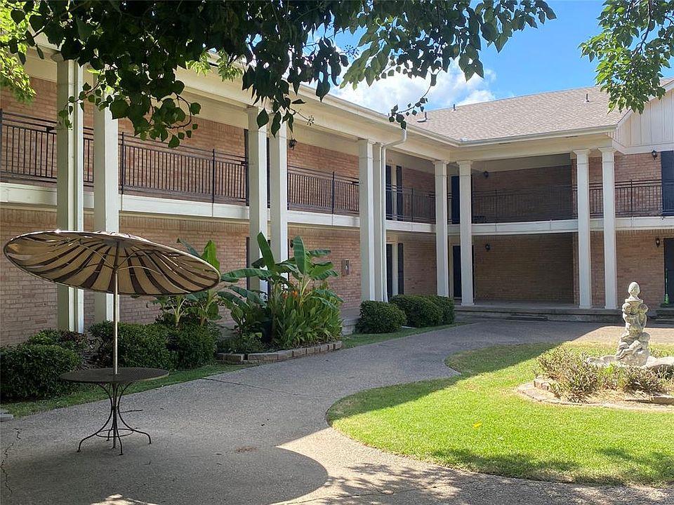 2nd image of 5061 Ridglea Ln APT 1213