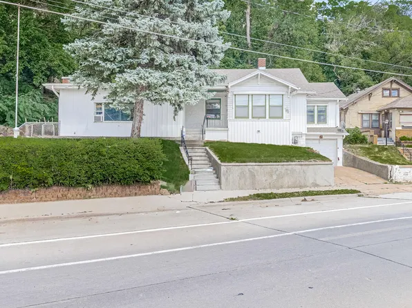 429 N 6th St, Council Bluffs, IA 51503