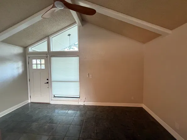 12014 Forest Nook Ct, Live Oak, TX 78233