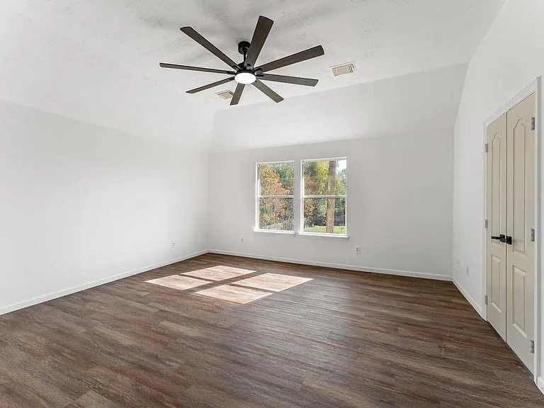 2830 Fern Hill Dr — Photo 15