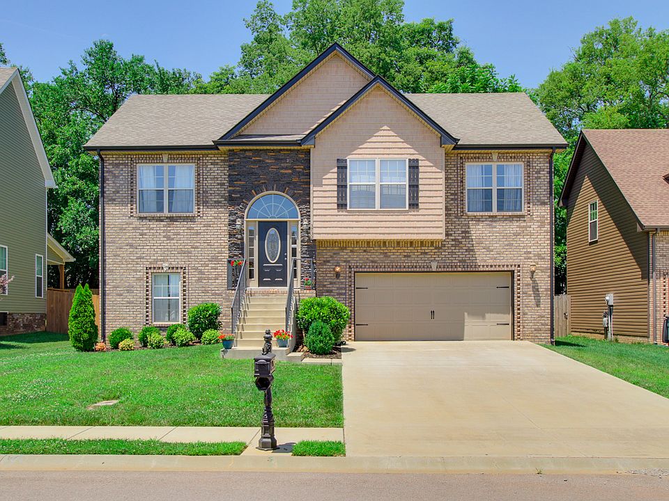 1st image of 3732 Windmill Dr
