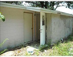 2nd image of 4814 S 87th St