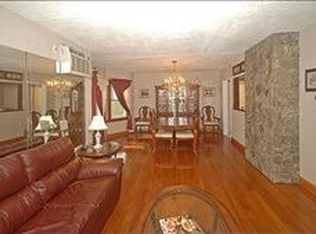 10 Garret St, Cedar Grove, NJ 07009