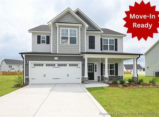 344 Glee St, Hope Mills, NC 28348