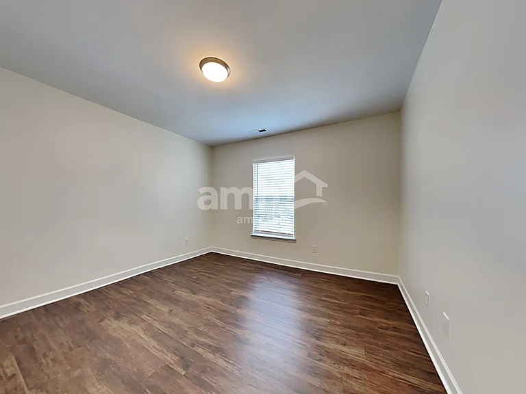 921 Sundance Dr — Photo 18