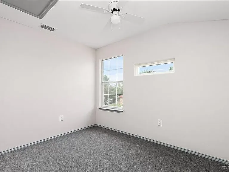 2809 Melanie Dr — Photo 9