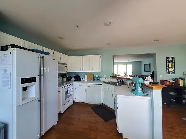 131 Quiet Waters Pl — Photo 5