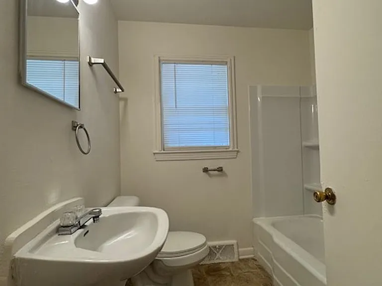 908 N Audubon Ave — Photo 8