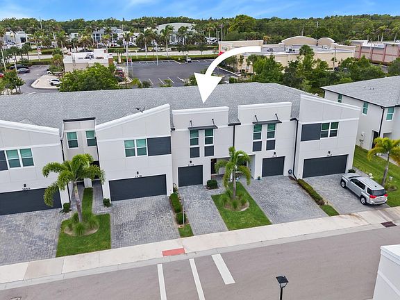 4th image of 3936 SE Caladium Court #3936