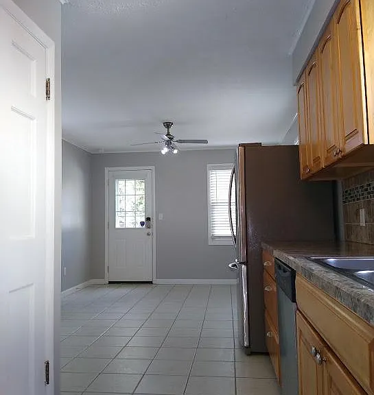 430 Kenilworth Rd — Photo 4