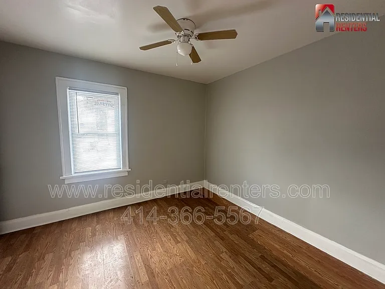 223 W Keefe Ave — Photo 12