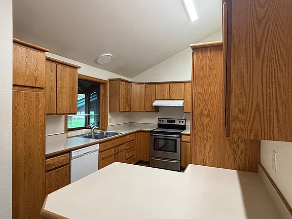 2nd image of 7151 Sunset Ave NE