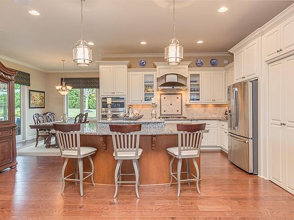 5th image of 1620 Egret Way
