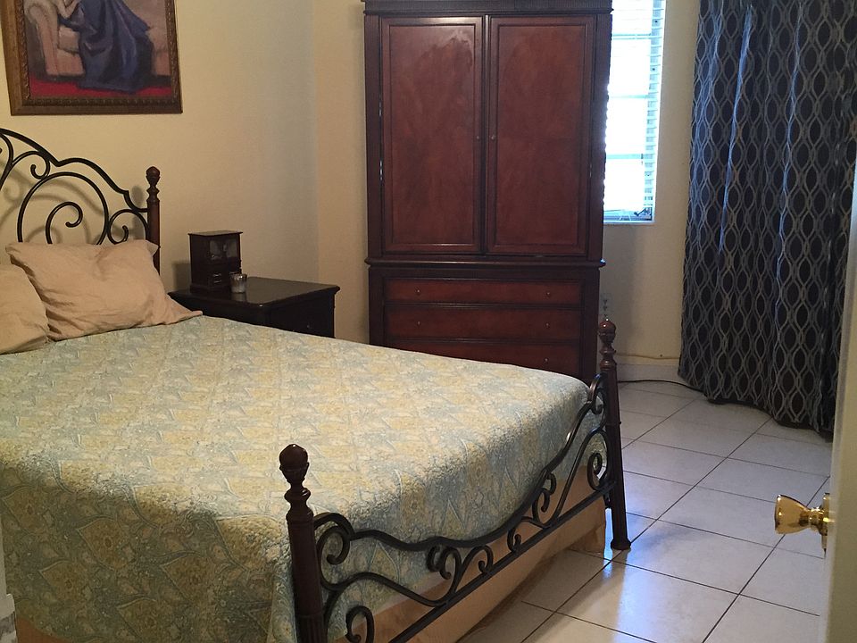 1st image of 18700 NE 18th Ave APT 204