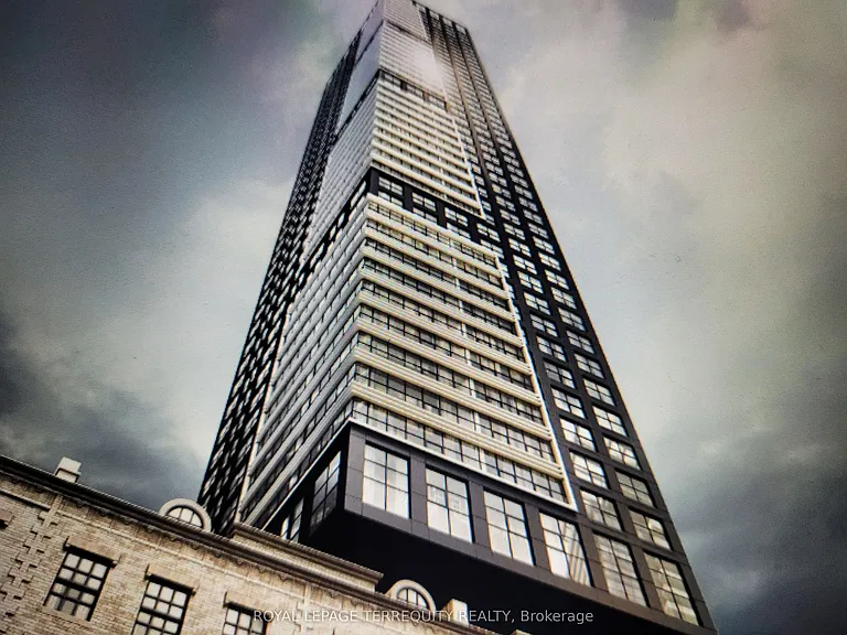 327 King St W #1301 — Photo 2