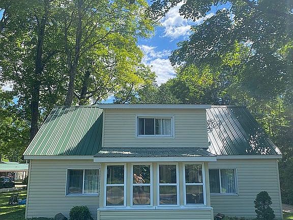 3 bedroom 2 bath house