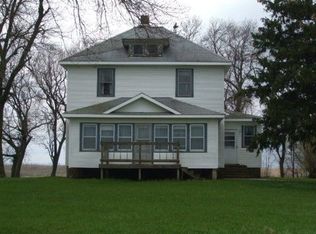 16045 650th Ave, Alden, MN 56009