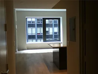 Rented by R New York