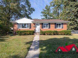 35008 Richard St, Wayne, MI 48184