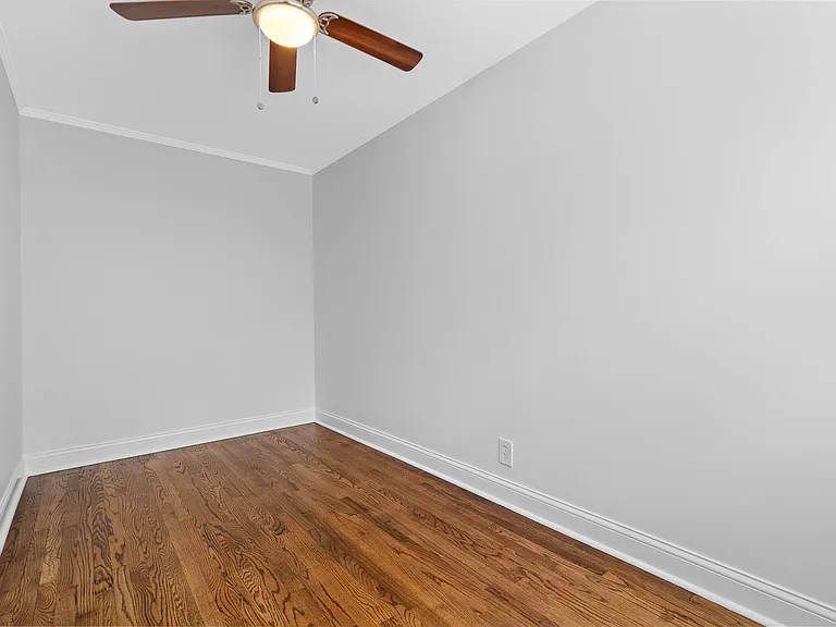 2228 S Wood St #1 — Photo 12