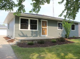 2002 16th Ave, Kenosha, WI 53140